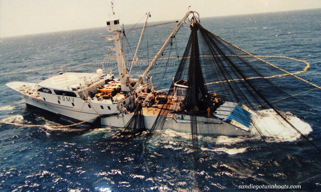 Valiant… San Diego Tuna Boats